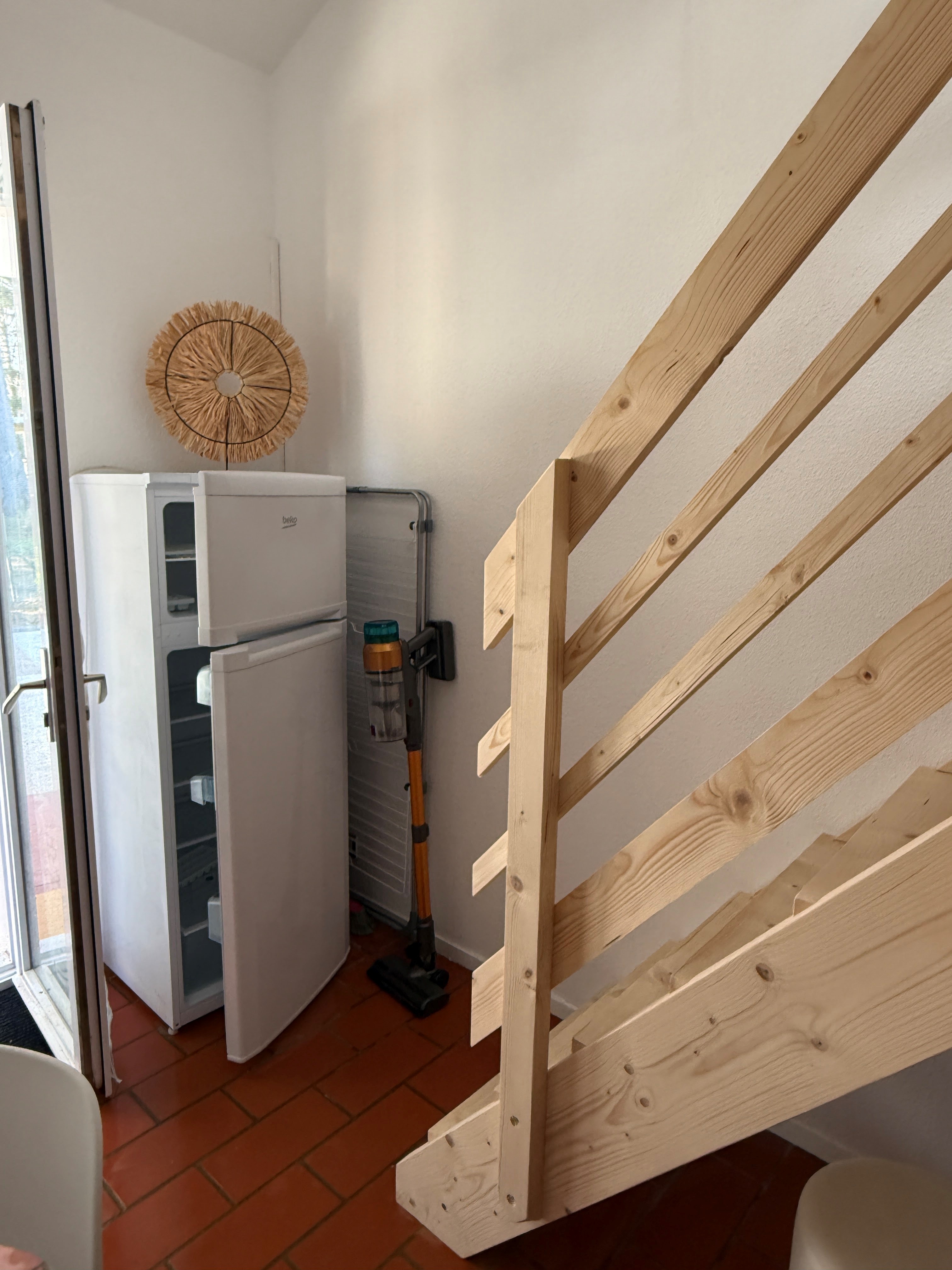 Mezzanine access