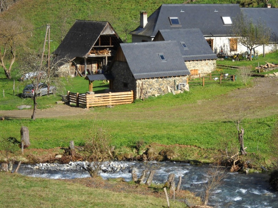 Hameau de Biac au domaine de l'Artigou