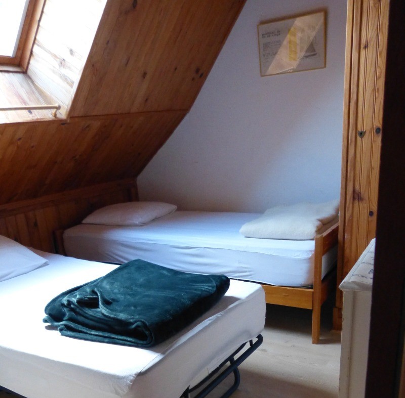 Chambre 2 lits simples