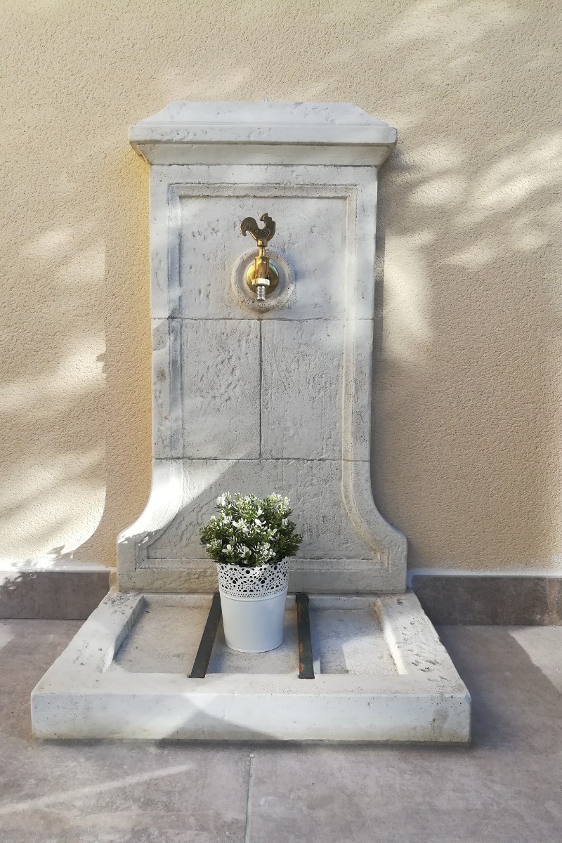 Petite fontaine provençale