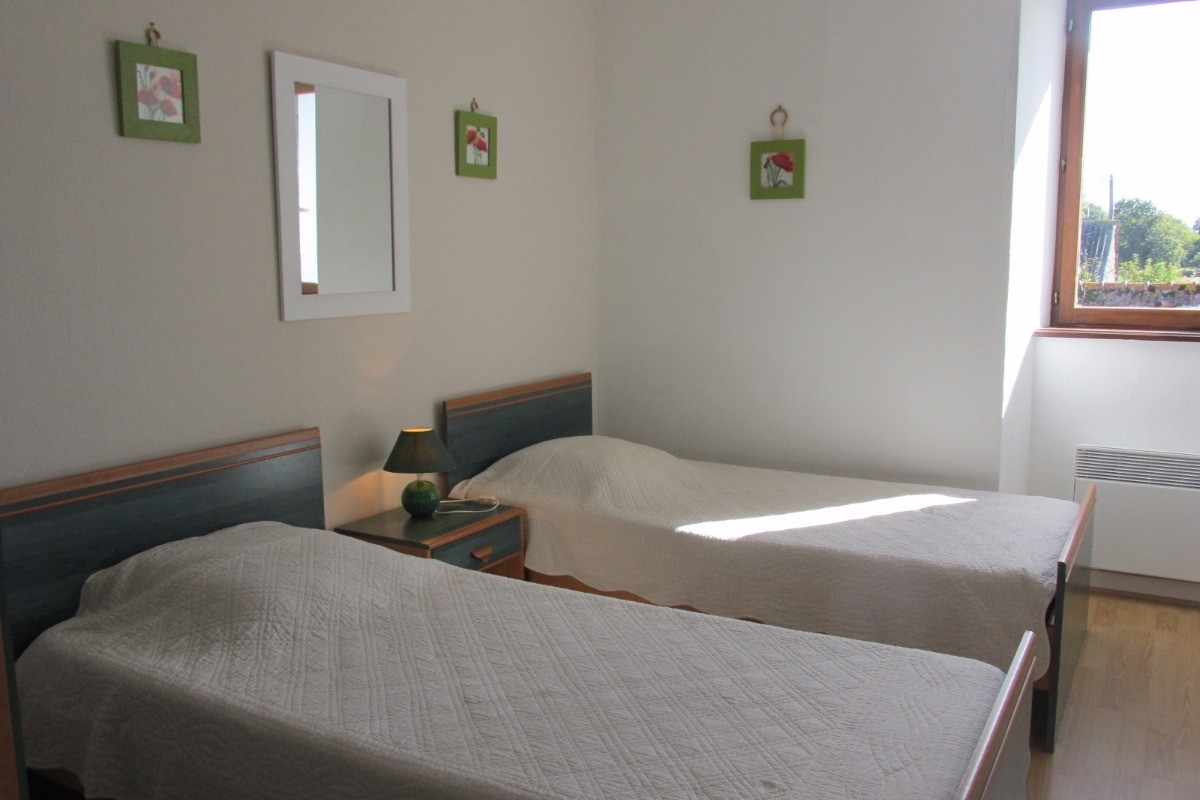 Chambre 2 lits 90