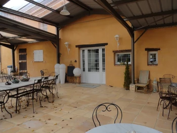 Domaine de La Bellière - Terrasse d'accueil - Petits-déjeuners et spa