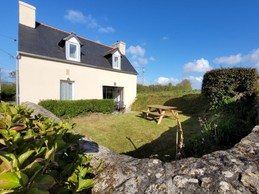 Clévacances, Troadec, trévou-Tréguignec rental, outside view