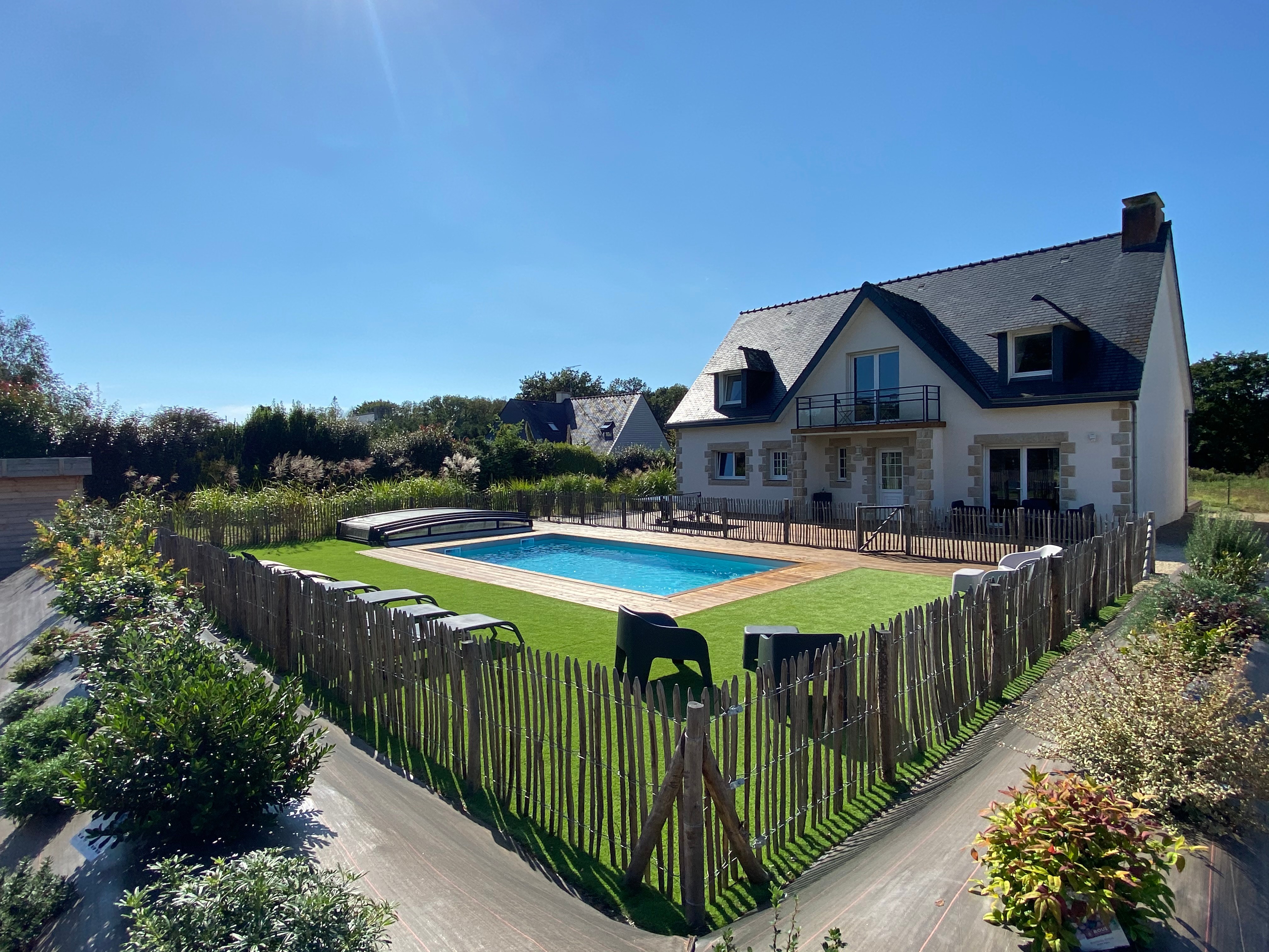 Maison avec piscine chauffée