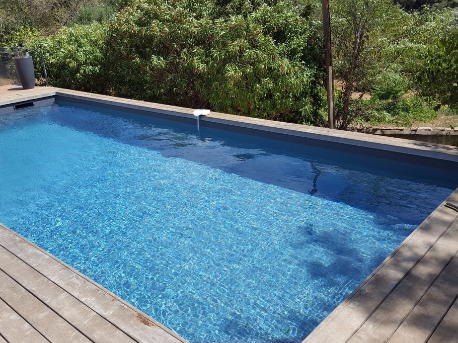 Bastide 8 personnes, piscine, jacuzzi, billard à Saint Cyr sur Mer, la piscine