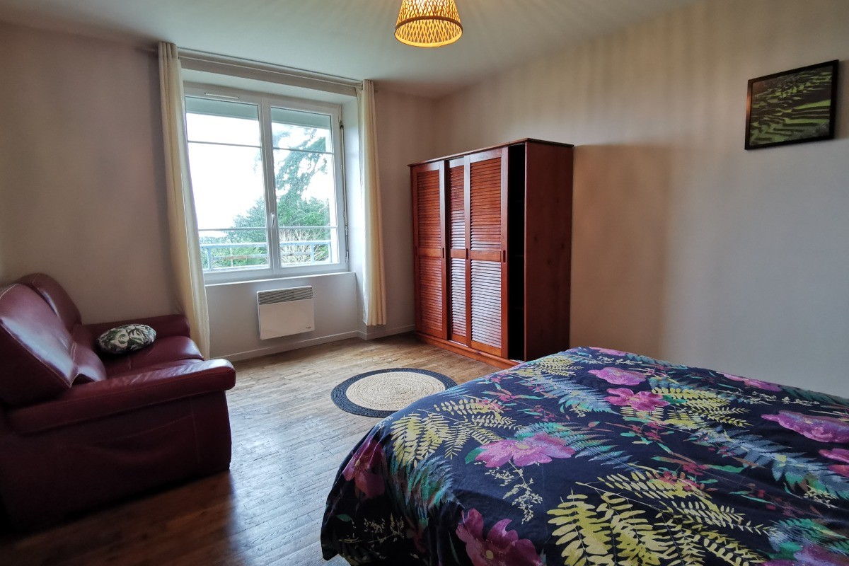 Etage 1 : Chambre 1