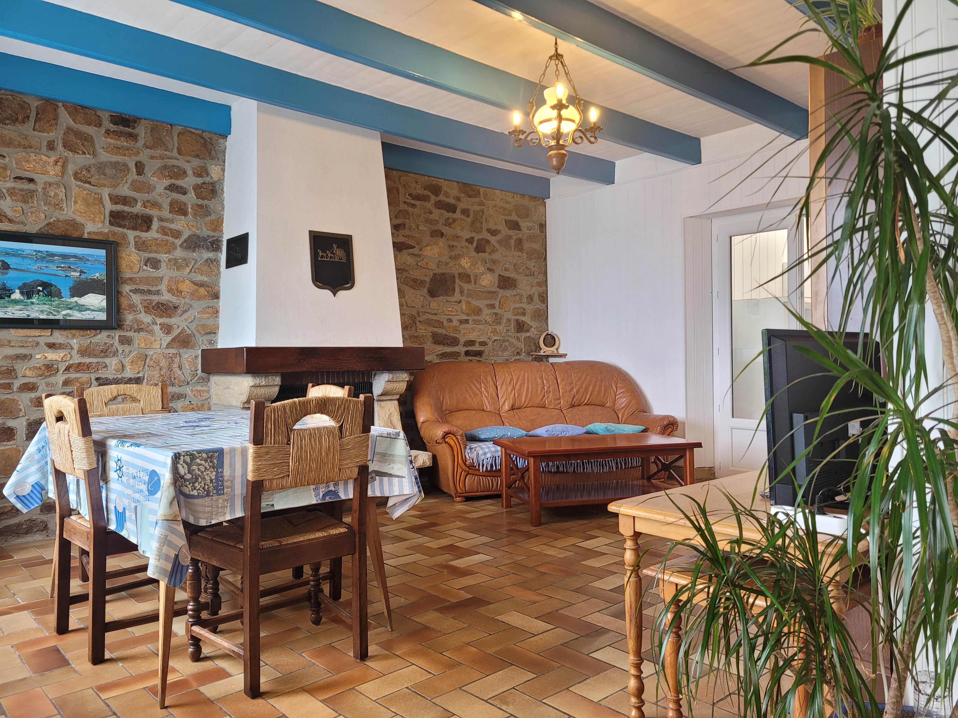 FLOURY, location clévacances, Port de Loguivy, le salon séjour