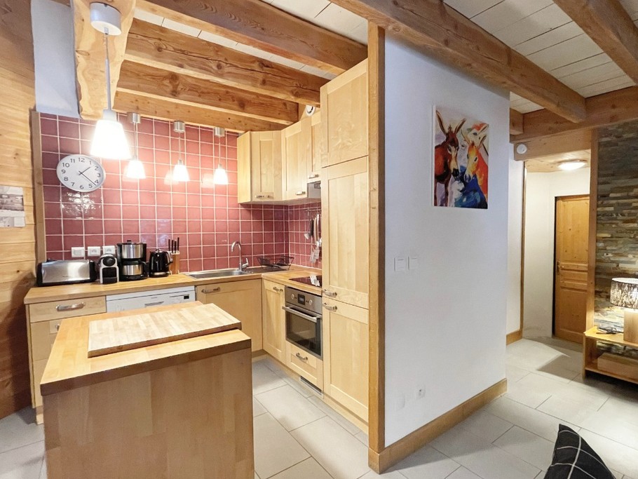 L'Aigle - cuisine et salon