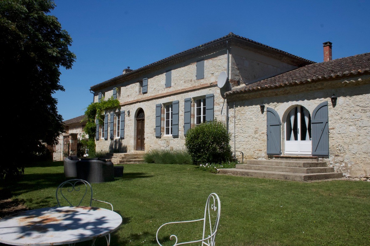La Farat - Chambre d'Hôte - Le Jardin.
