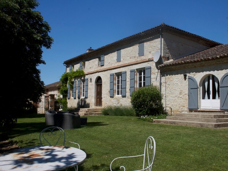 La Farat - Chambre d'Hôte - Le Jardin.