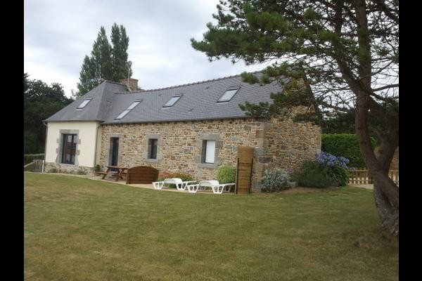 Location, Kerbors, Clévacances, vue extérieure de la maison (Bretagne - Côtes d'Armor)