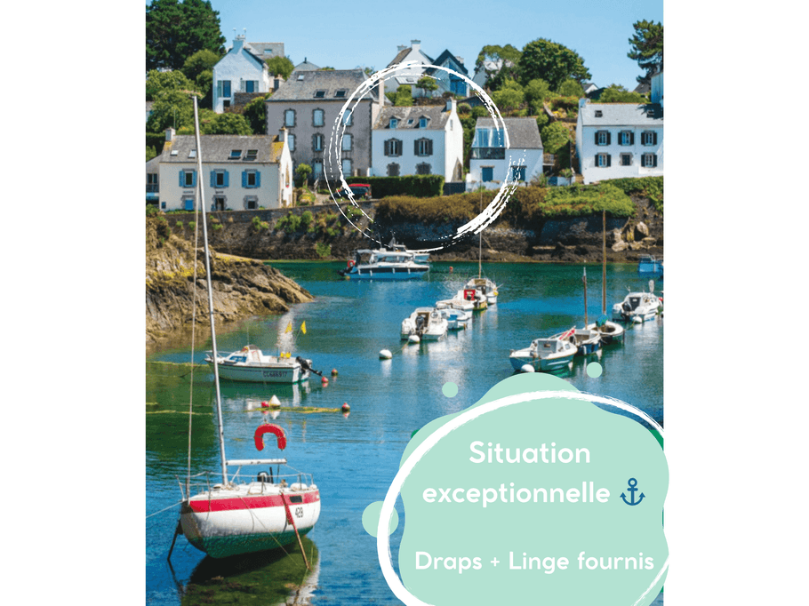 House facing the port of Doëlan