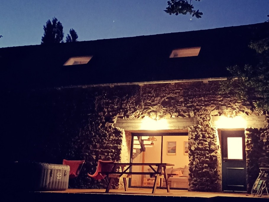 Gîte de charme avec SPA pour 4 personnes à 15 mn des plages, Plélo, Côtes d'Armor, Bretagne