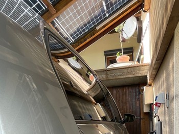 La borne de recharge pour voiture électrique.