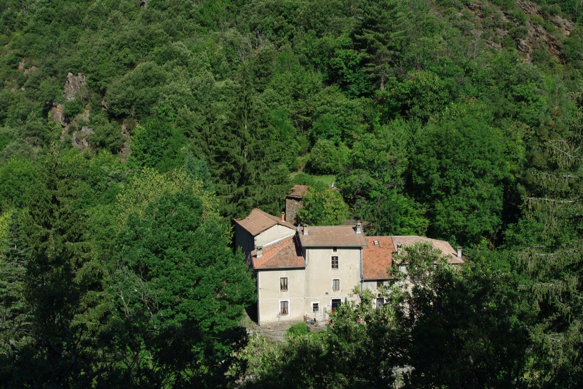 Vue de l'ensemble de la maison