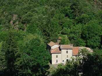 Vue de l'ensemble de la maison