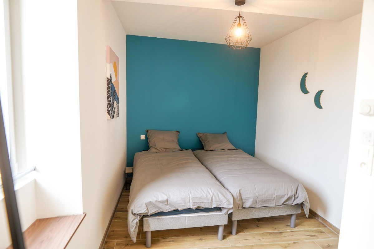 Chambre 4 - NATURA - avec deux lits simples modulables en 1 lit 160 - Grand Loggia