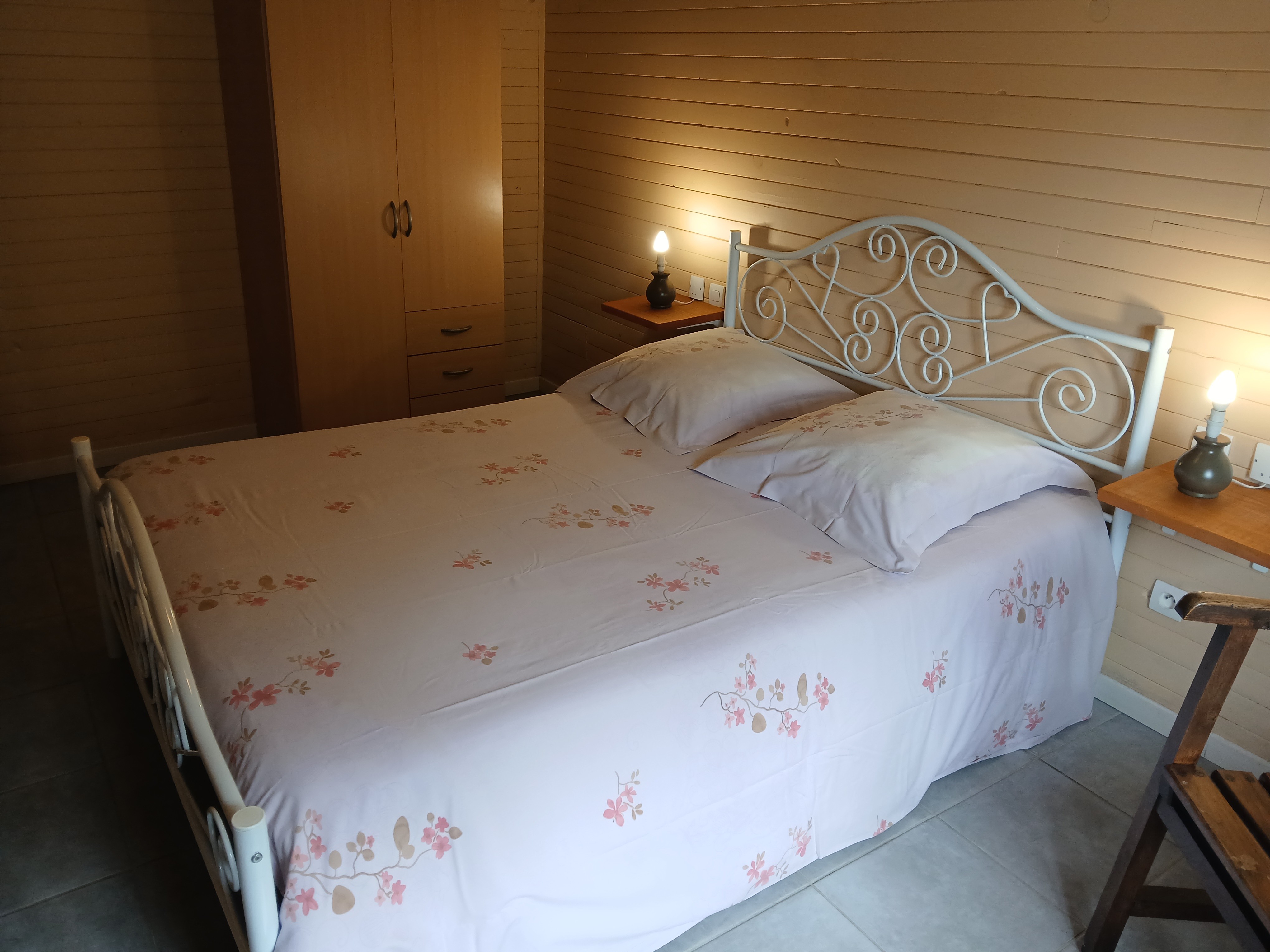 1ere chambre 1 lit en 140 - Chambre d'hôtes Nibas La Somme
