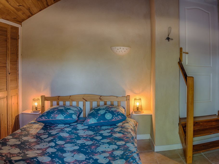 Chambre adulte donnant sur le jardin