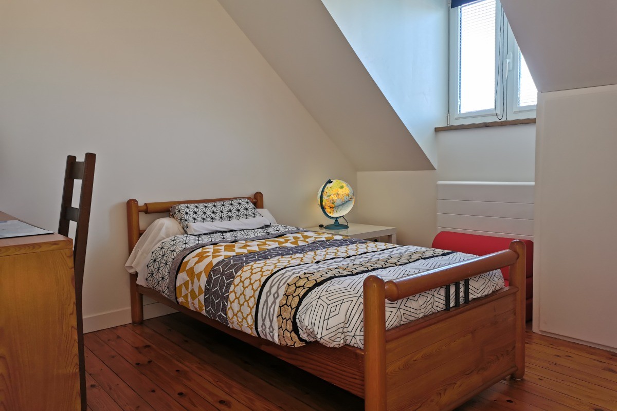 Etage: Chambre 3 avec lit 90
