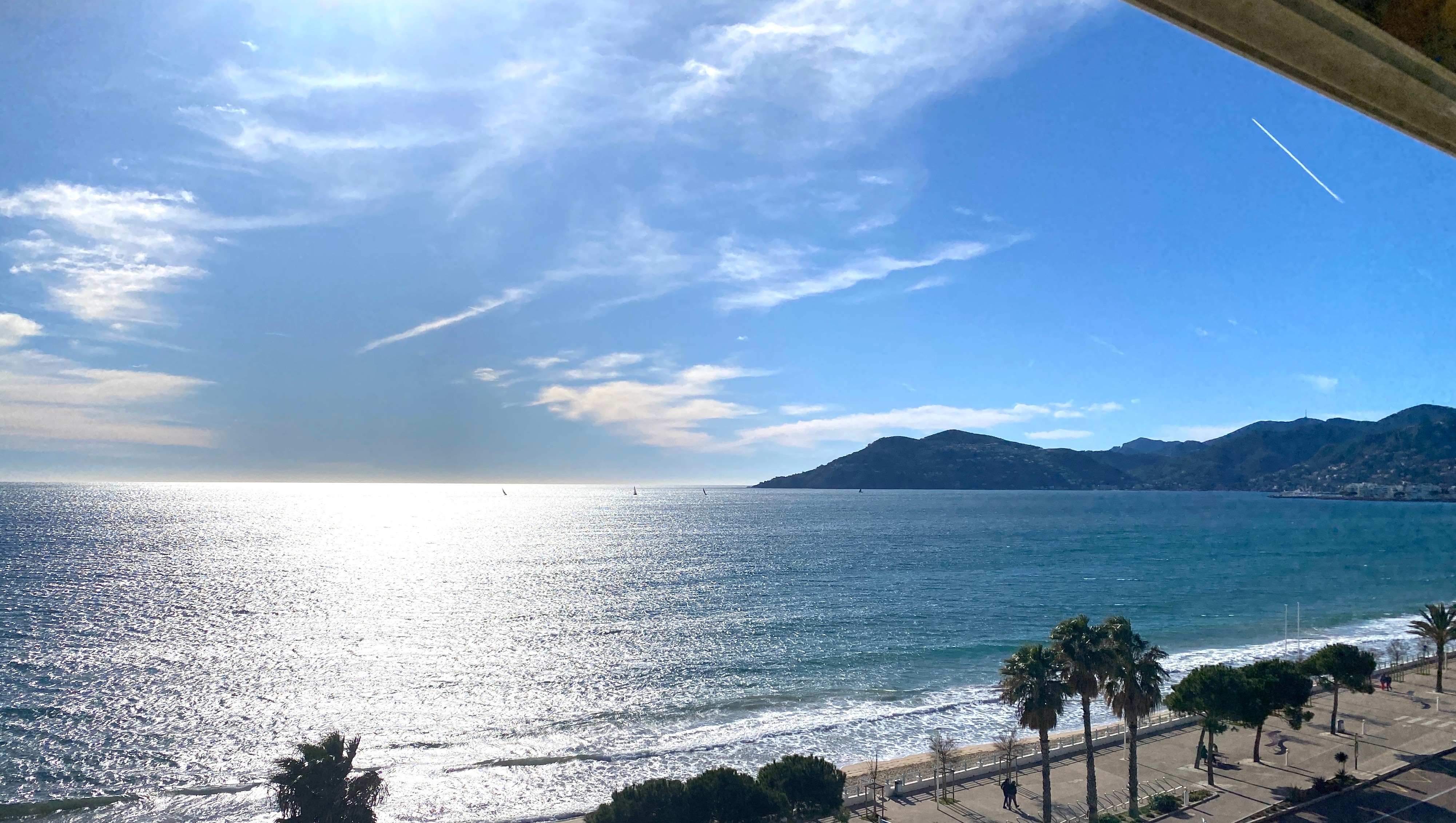 Vue sur Mandelieu depuis la terrasse