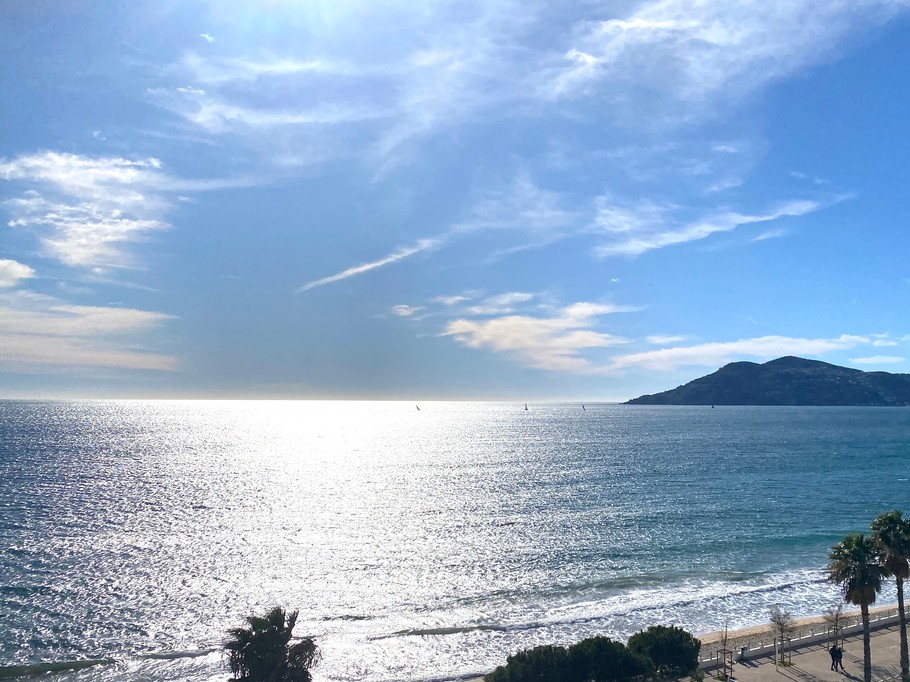 Vue sur Mandelieu depuis la terrasse
