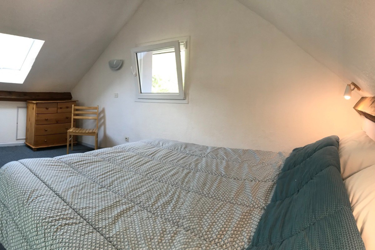 Chambre spacieuse n° 135, lit queen size