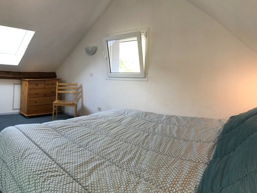 Chambre spacieuse n° 135, lit queen size