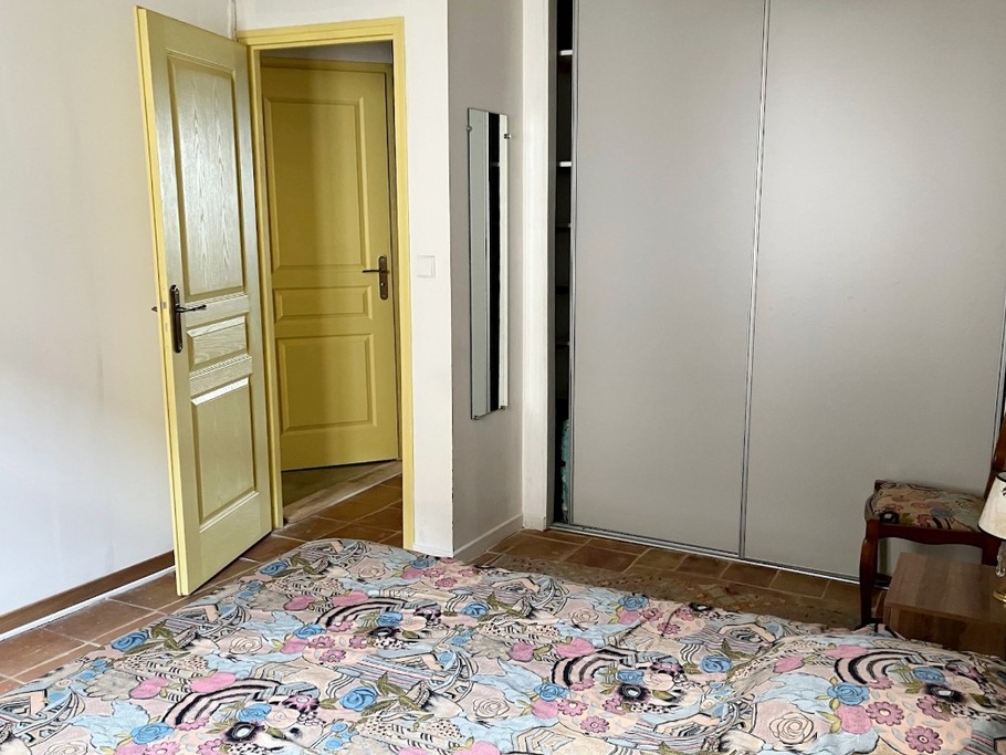 chambre Gite blason bleu à Castelnau de Montmiral (Tarn près de Toulouse)