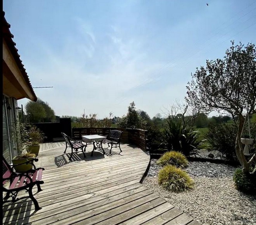 Photo n° 0 of the location