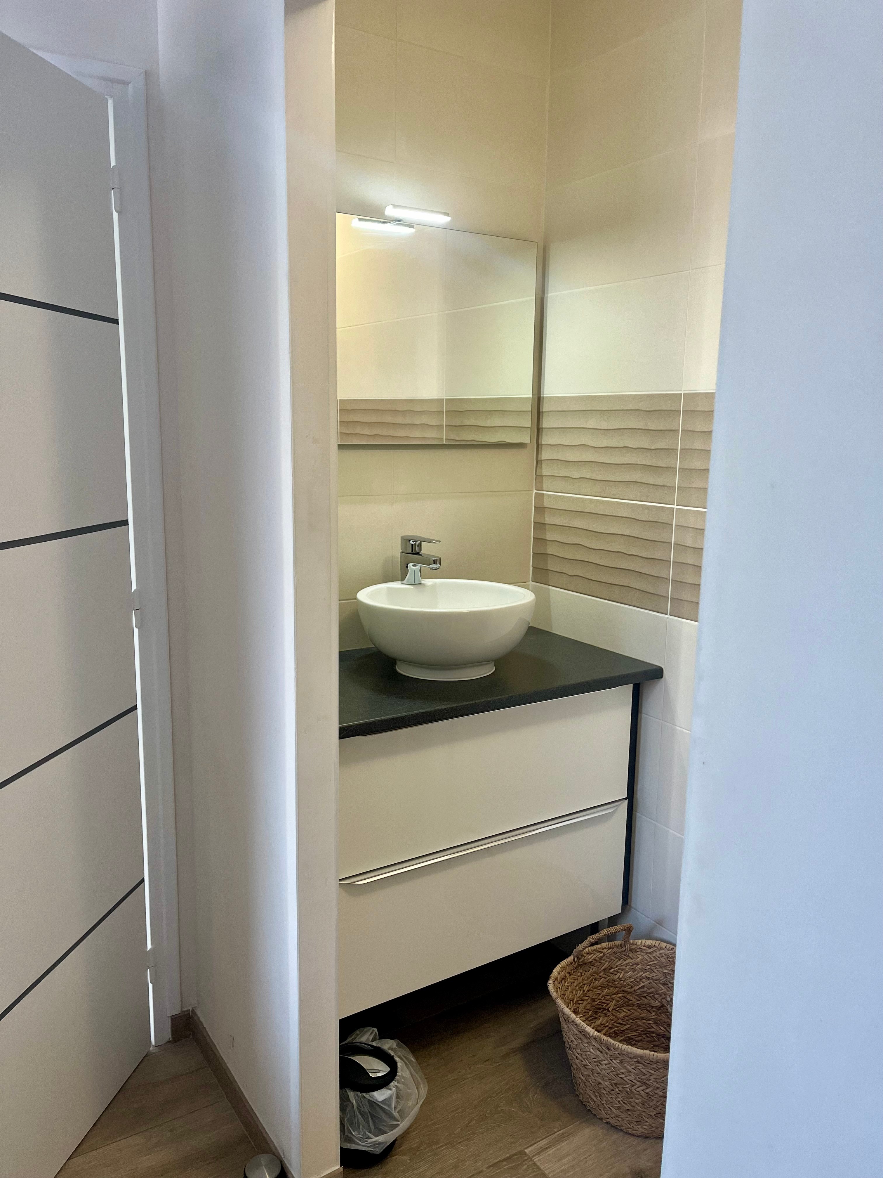 lavabo de la chambre 1