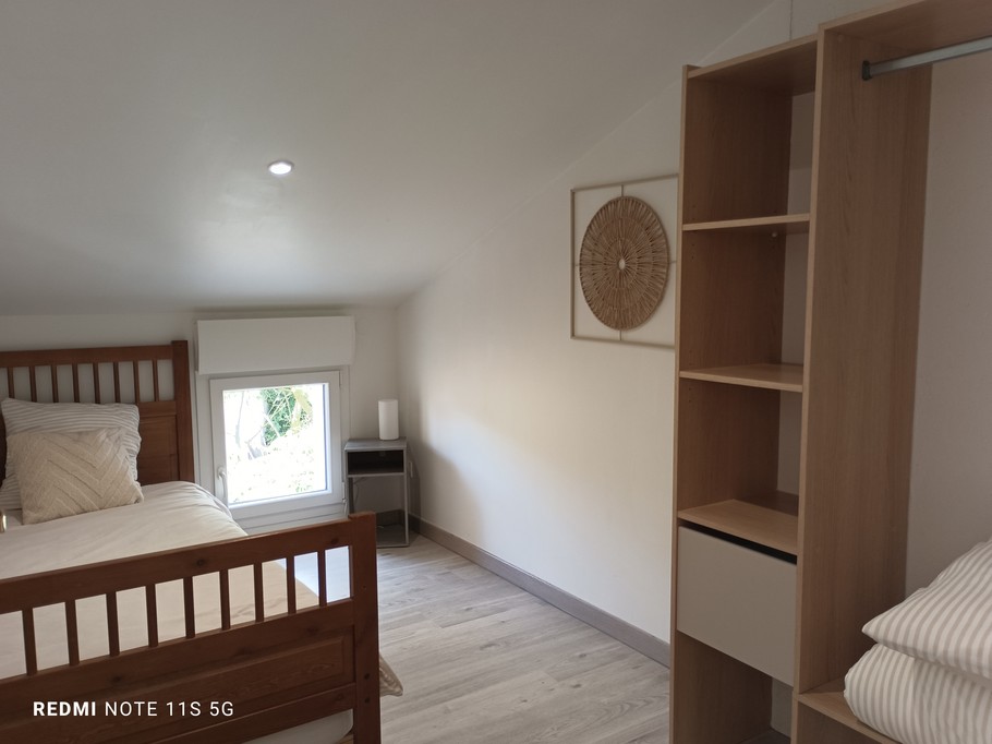 Chambre lit 90 et lit tiroir
