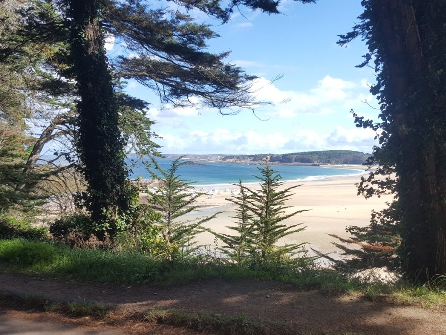 BEL APPARTEMENT ERQUY POUR 2/3 PERSONNES - COTES D'ARMOR - BRETAGNE - paysage