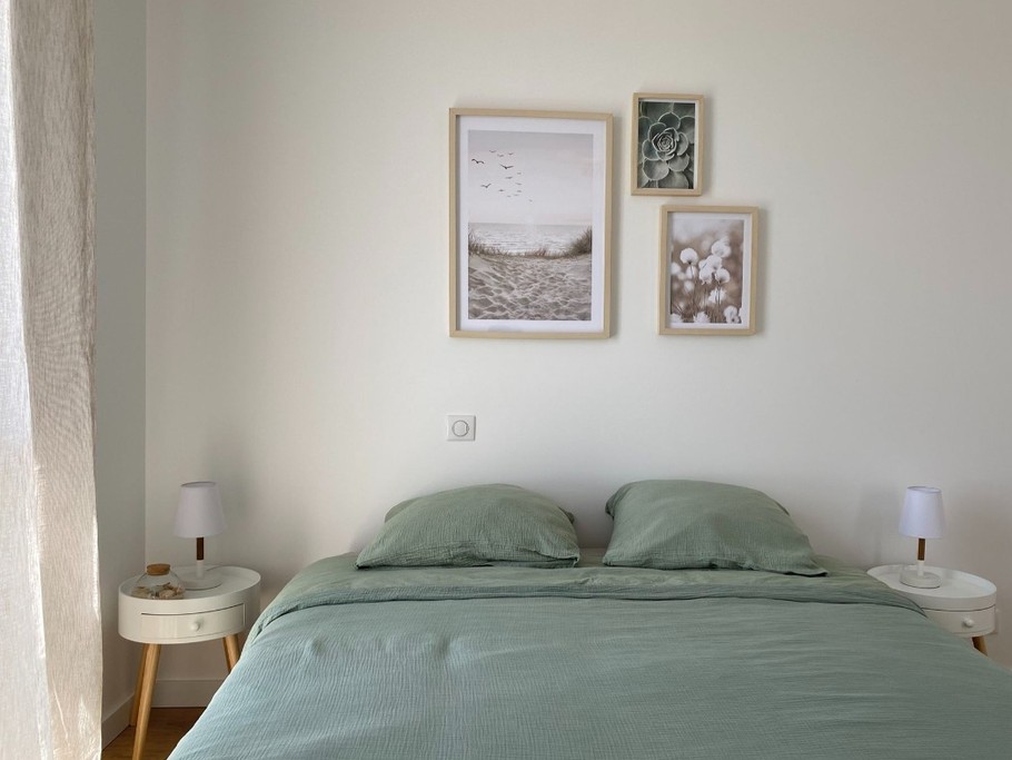 Chambre 1 avec un lit en 160