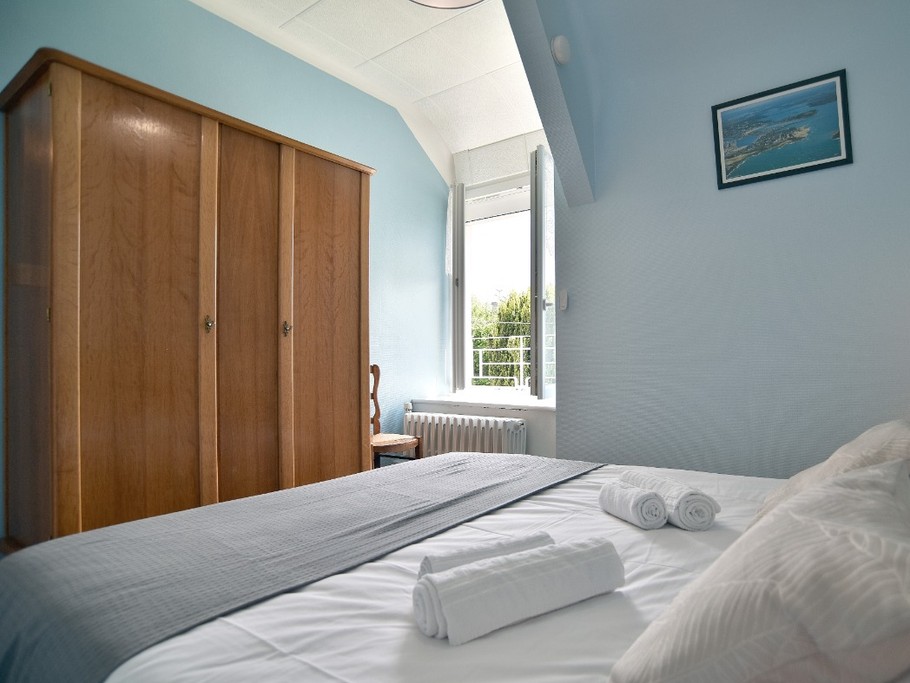 Chambre étage lit 160 X 200