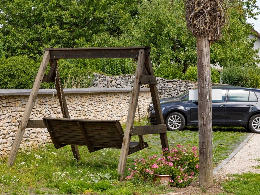 car park for toue domremy