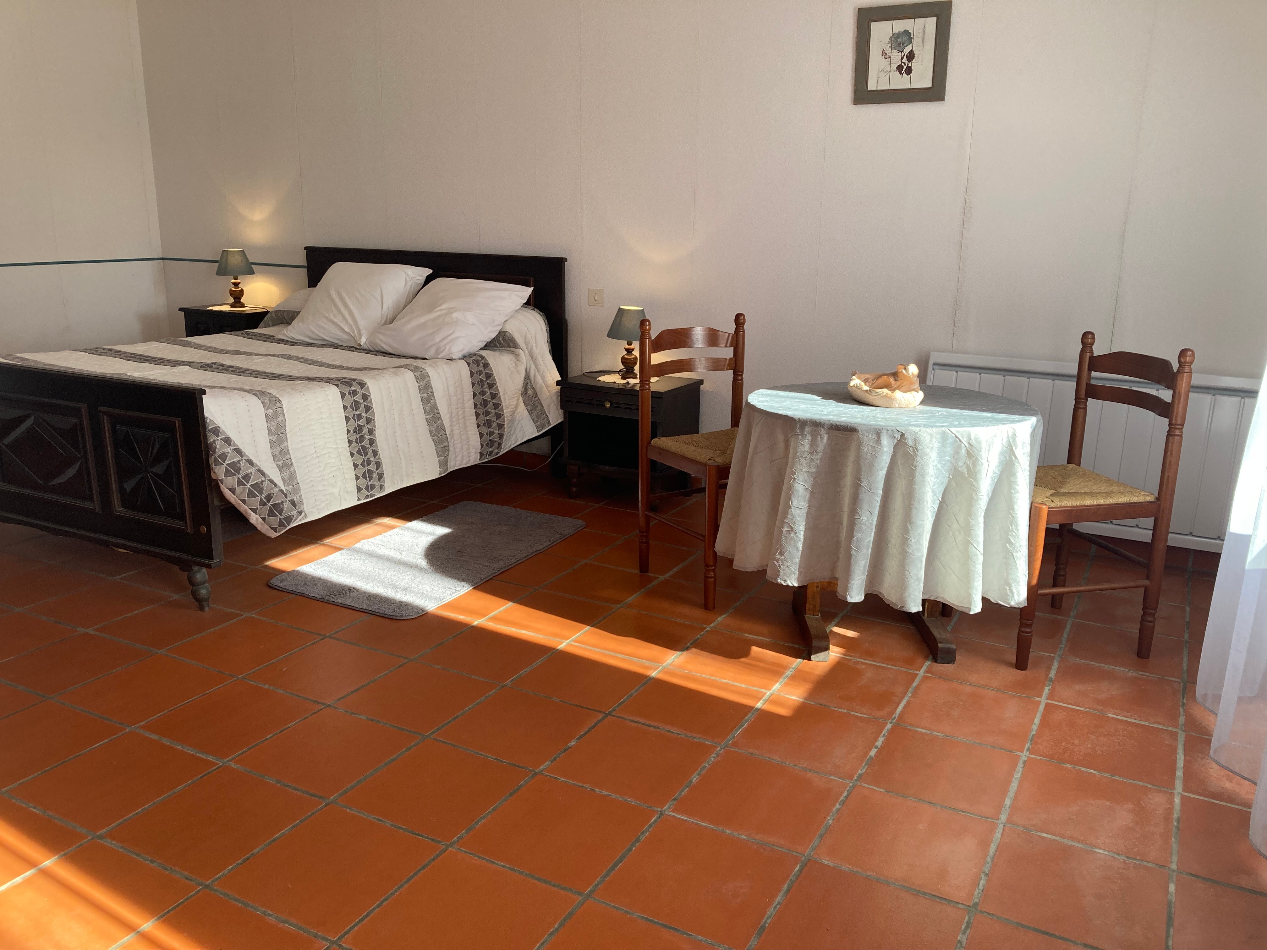 1ère chambre rdc 21m2