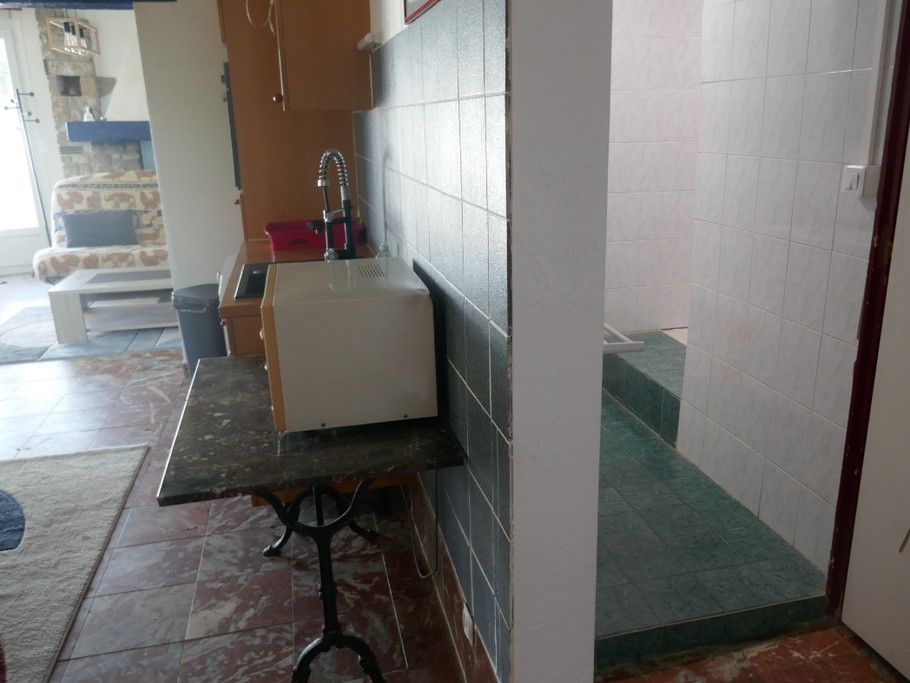 Accès salle d'eau rdc