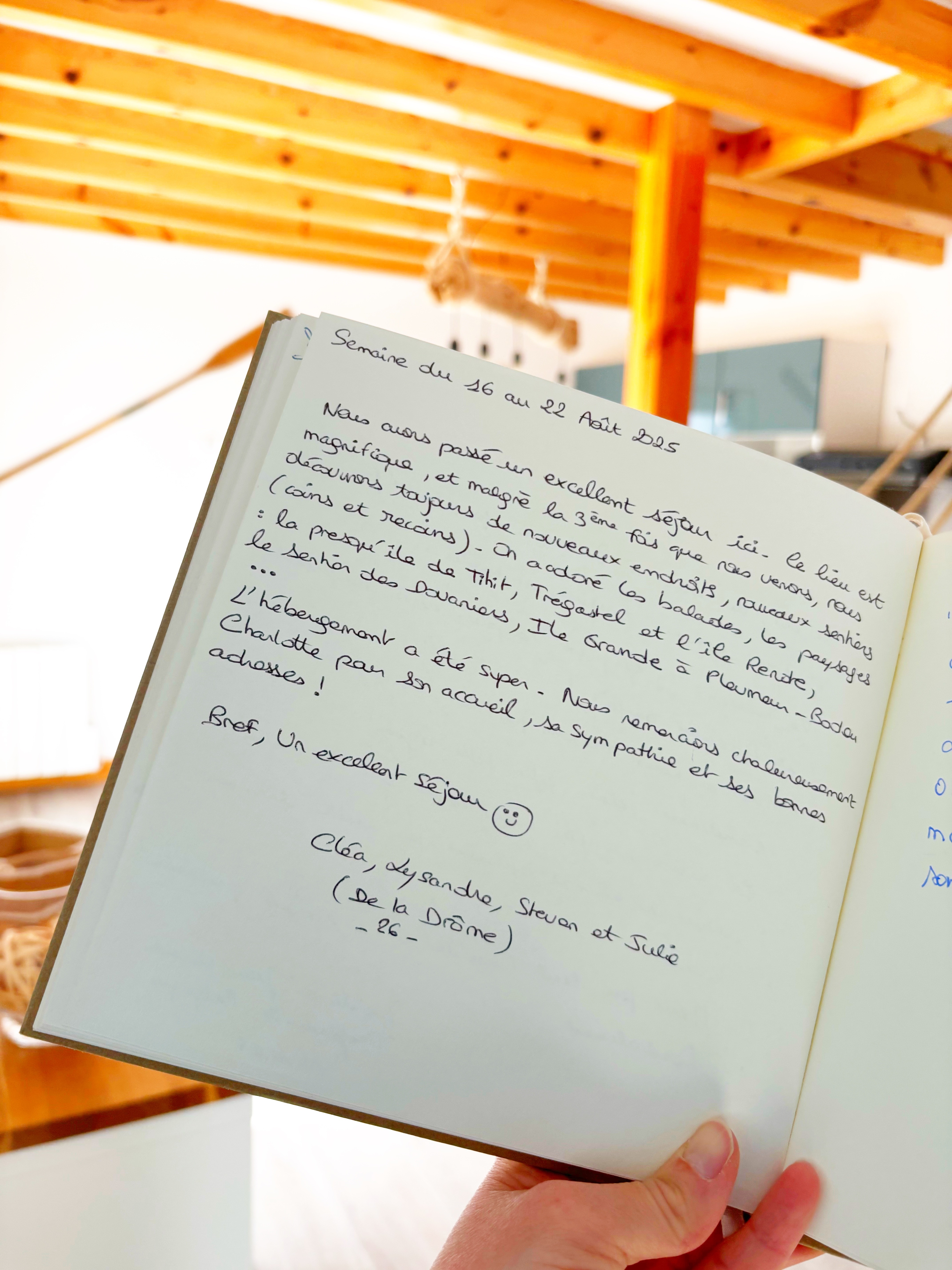  I love opening the guestbook and reading about your holiday memories.
