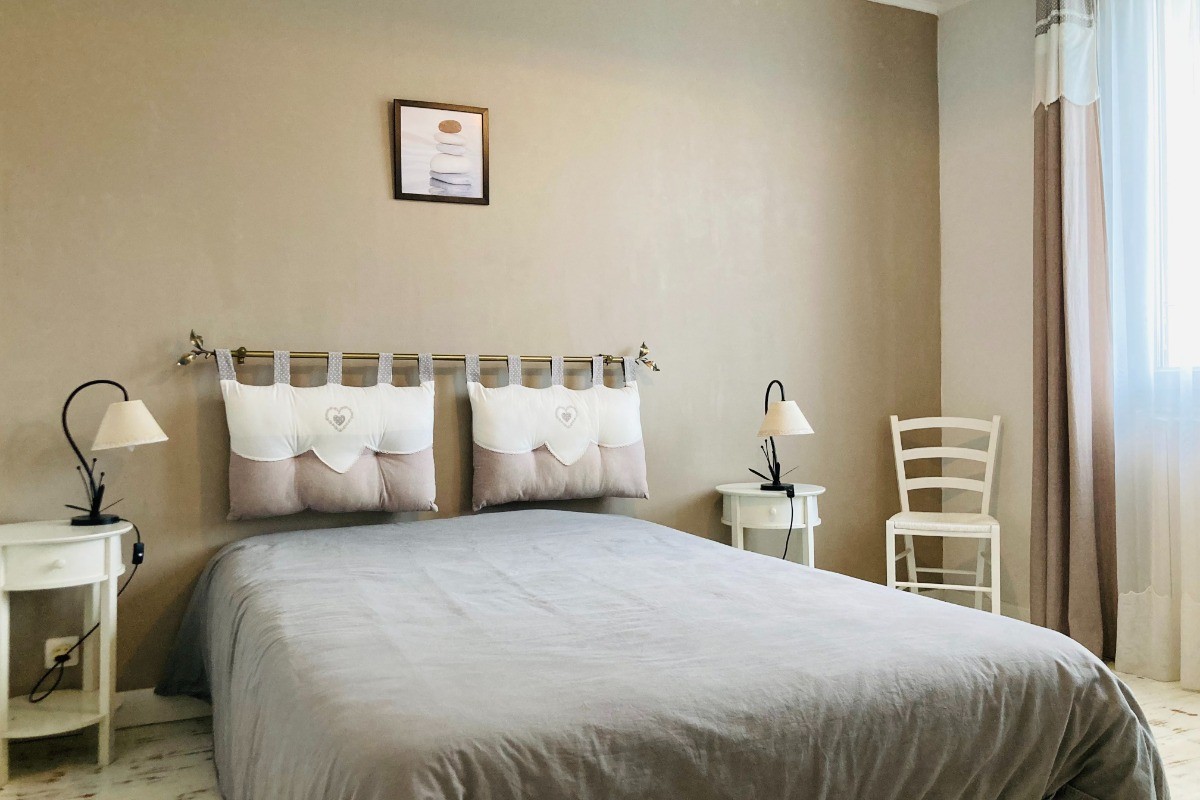 Chambre - lit double 140