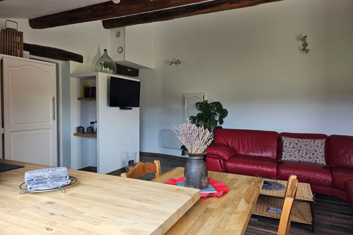 Table à manger, Gîte le Larès, Domaine la Melette