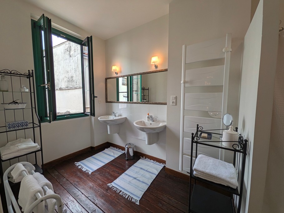 Chambre Jeanne "La Fuite en Egypte" Moissac