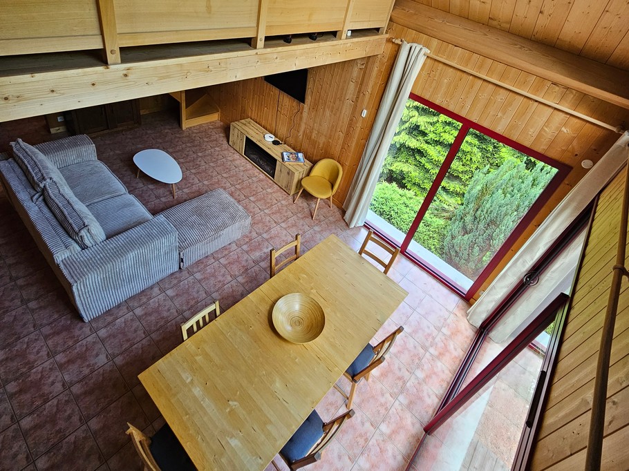 "Les Chamois" holiday cottage in Mont-Dore: The living room as seen from the mezzanine