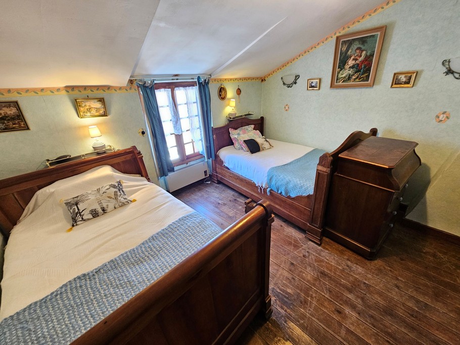 Chambre en enfilade du 2e étage pour 2 personnes avec Lit de 130 de large