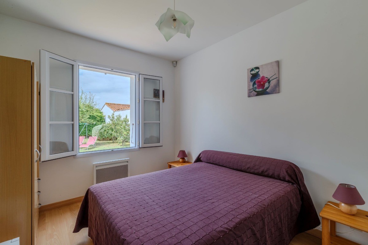 Gite "Rue de La Manne" avec jardin clos, proche de l'océan et des commerces à pieds, pour 5 personnes, Ste Marie de Ré, Ile de Ré