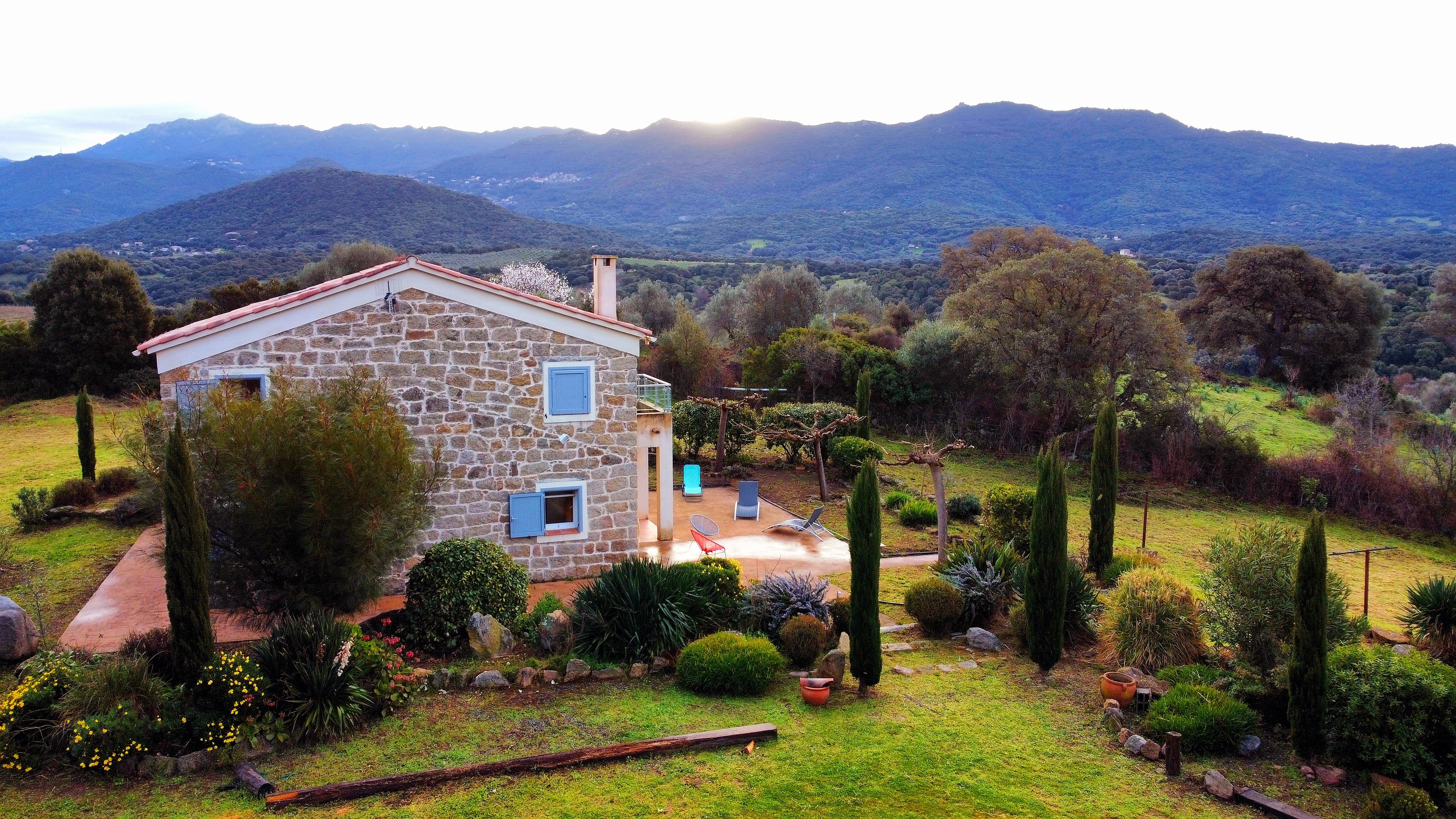 Image n° 2 of the location