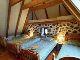 Chambre 4 "le dortoir" 4 lits 90