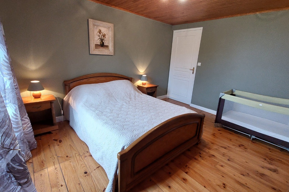 Chambre 3 avec lit en 140