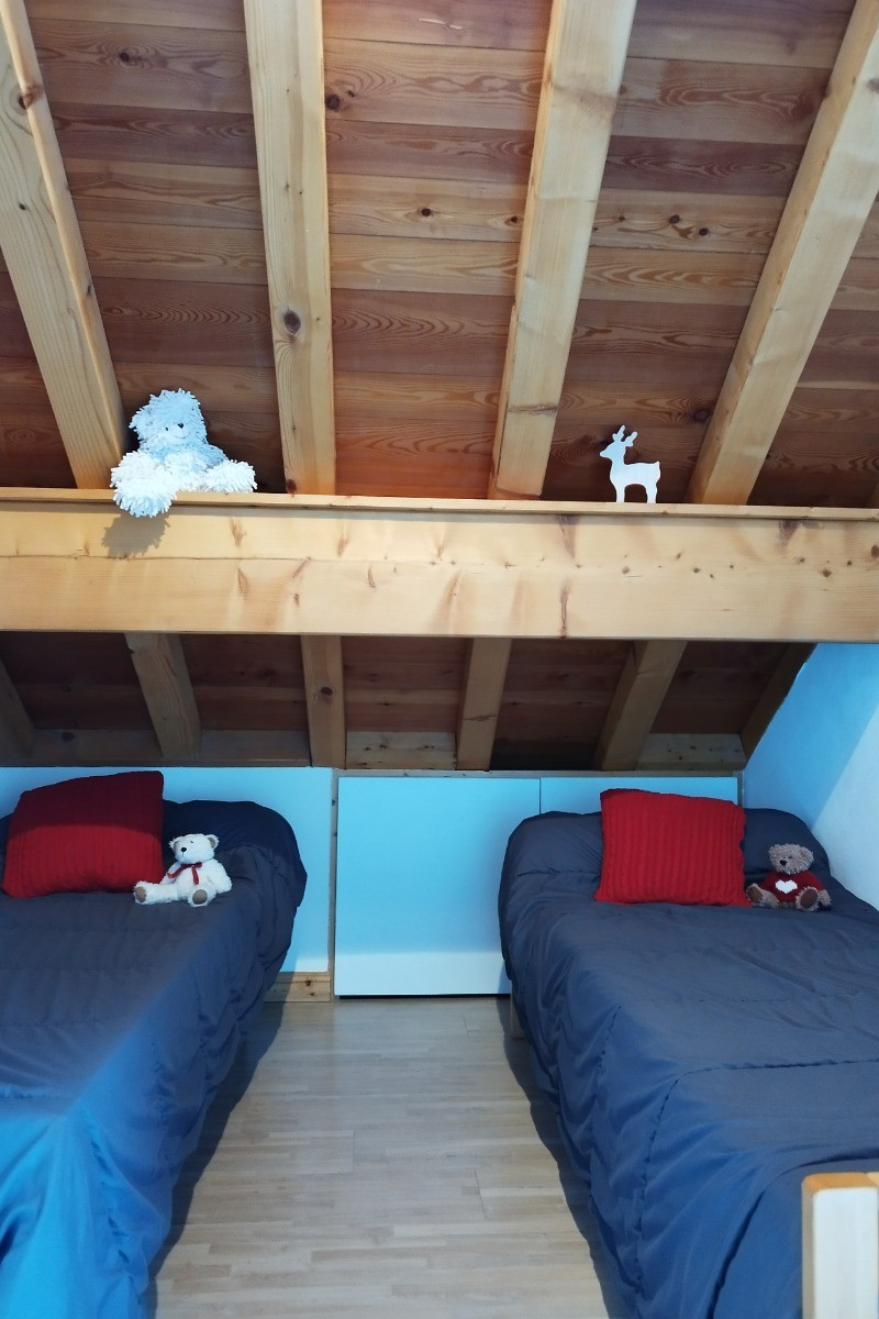 chambre 2 (2X80 cm ou 1X160cm)