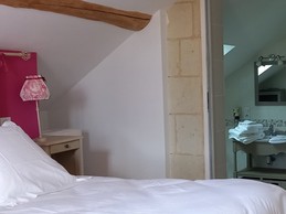 Chambre Colibri pour 2 personnes sur le site Les Laurielles, près de Saumur et des châteaux de La Loire